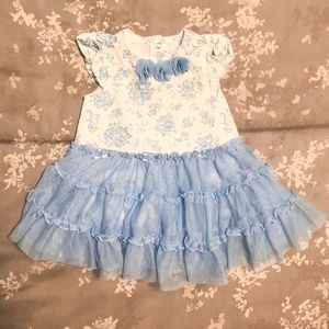 Baby girl dress. Size 3 months. Worn once. EUC.